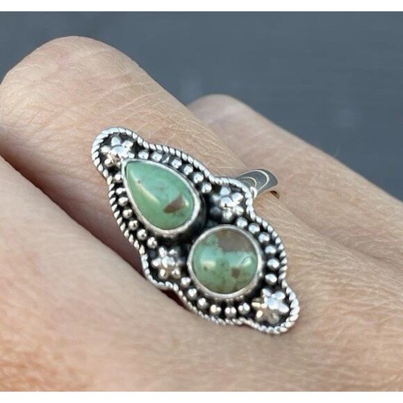 Native Style SW Sterling Silver Green Turquoise 2 Stone Ring Elongated Star 7.25 - Picture 1 of 5